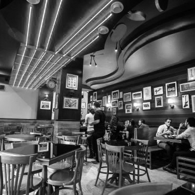 Cafe Rock - Extra Extra Magazine